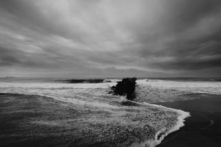 sea-black-and-white-weather-ocean